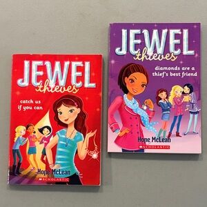 Scholastic Jewel Thieves 2 Book Bundle